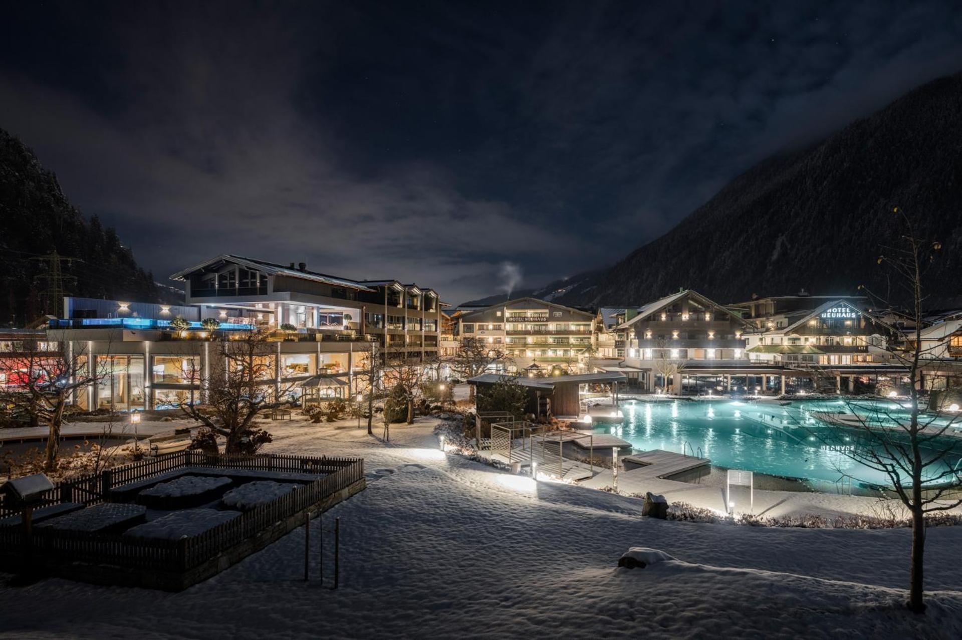 Neuhaus Zillertal Resort Mayrhofen Exterior foto